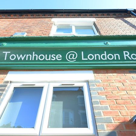 Townhouse Plus @ London Road Stoke Stoke-on-Trent Exterior foto